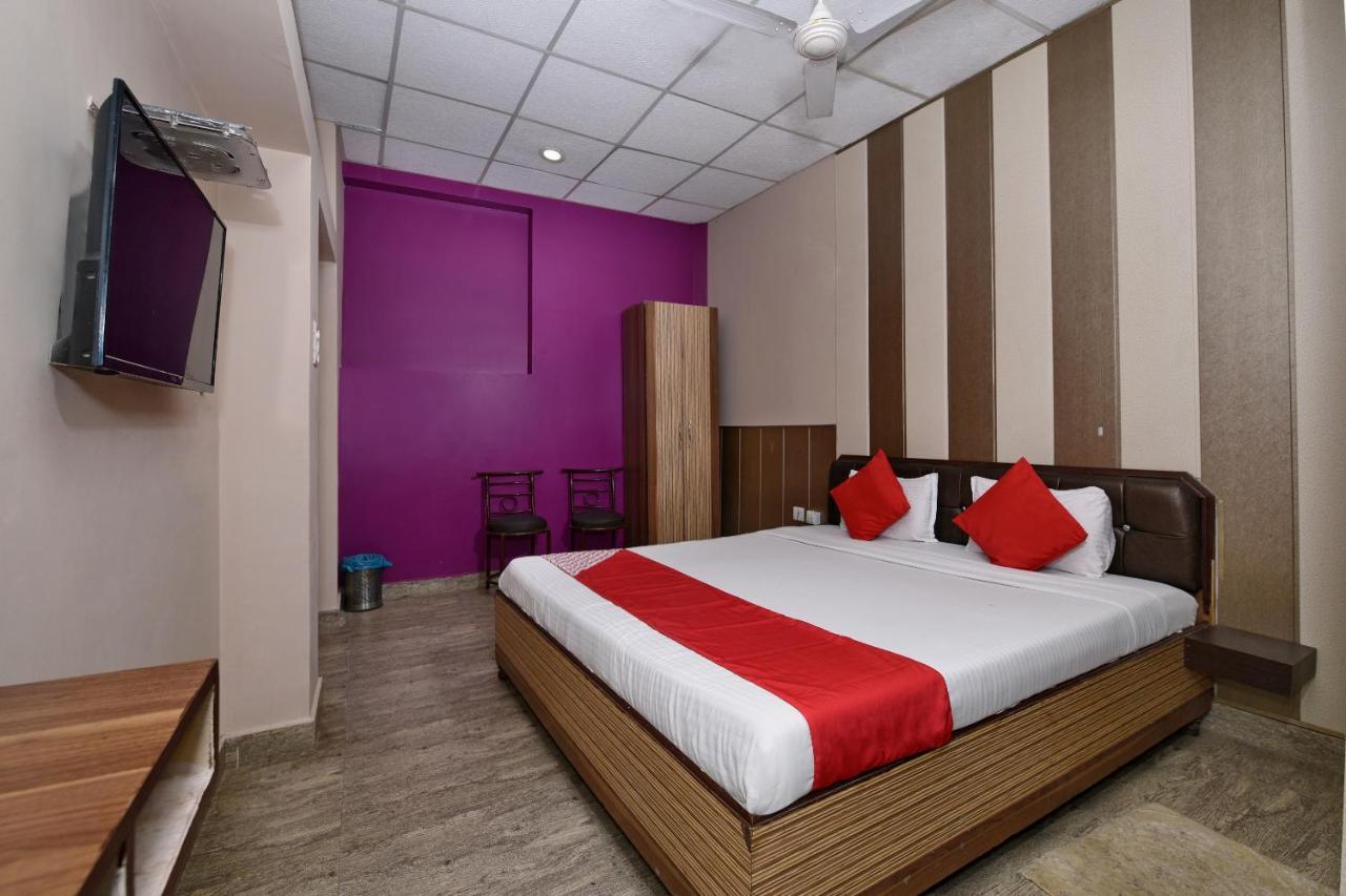 Oyo 3519 Hotel Garden Inn バラナシ エクステリア 写真